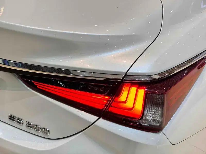 Lexus ES 2020 200 Premium Edition (China VI Emission Standard) — миниатюра 7