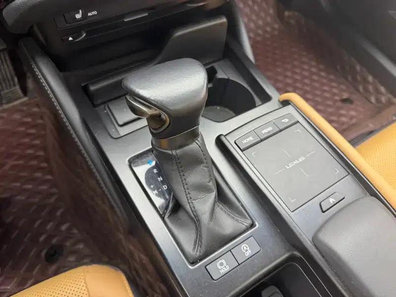 Lexus ES 2021 Model 200 Premium Edition — миниатюра 17