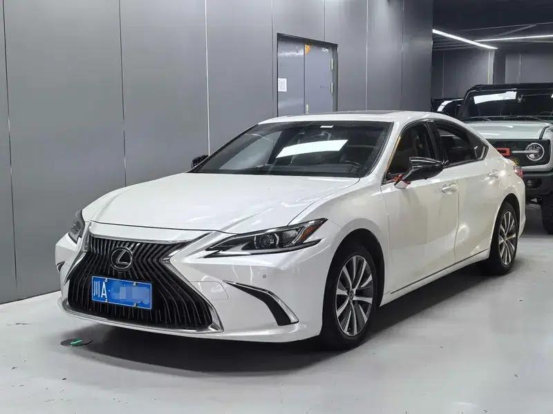 Lexus ES 2021 Model 200 Premium Edition — миниатюра 1