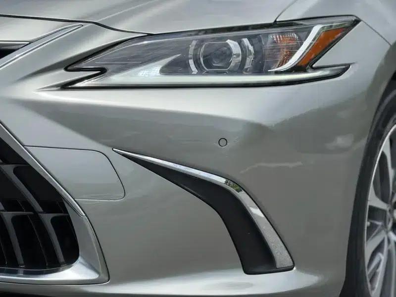 Lexus ES 2022 300h Premium Edition — миниатюра 7