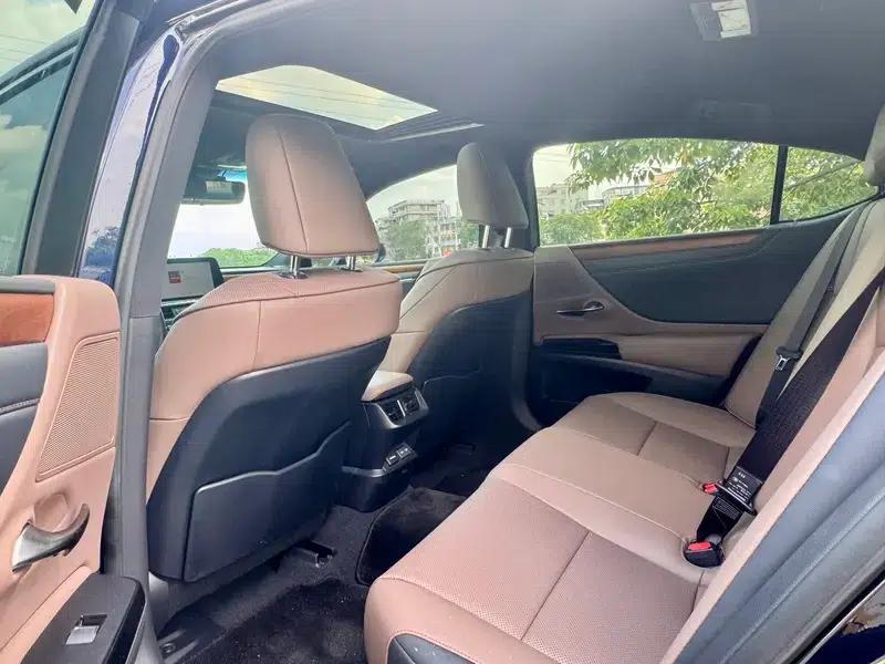 Lexus ES 2024 200 Premium Edition — миниатюра 15
