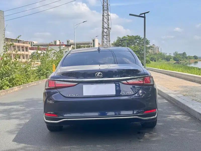 Lexus ES 2024 200 Premium Edition — миниатюра 5