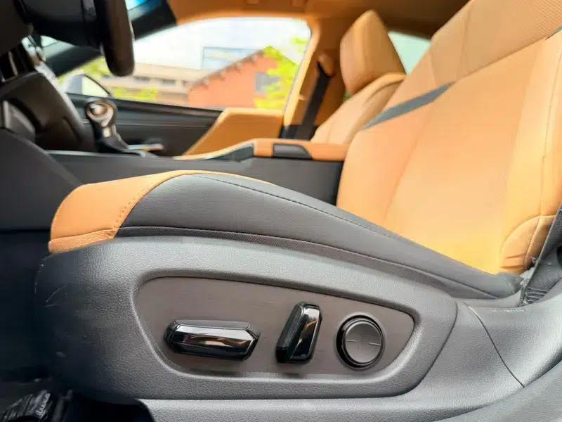 Lexus ES 2022 200 Premium Edition — миниатюра 23