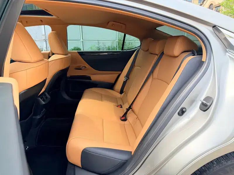 Lexus ES 2022 200 Premium Edition — миниатюра 27