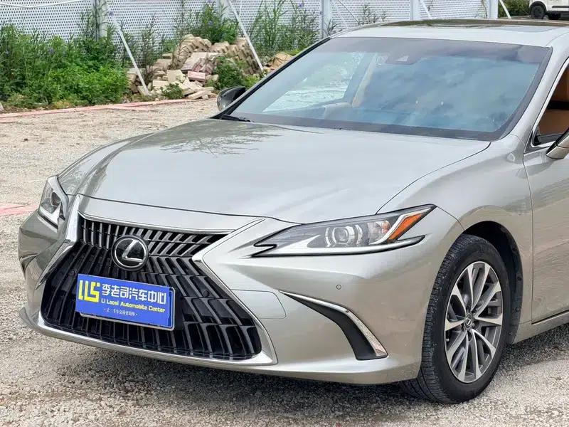 Lexus ES 2022 200 Premium Edition — миниатюра 8