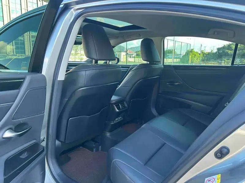 Lexus ES 2018 200 Premium Edition (China V emission standard) — миниатюра 9