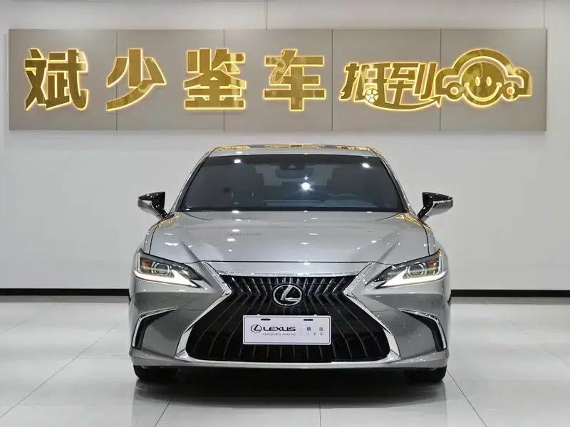 Lexus ES 2022 200 Premium Edition — миниатюра 2