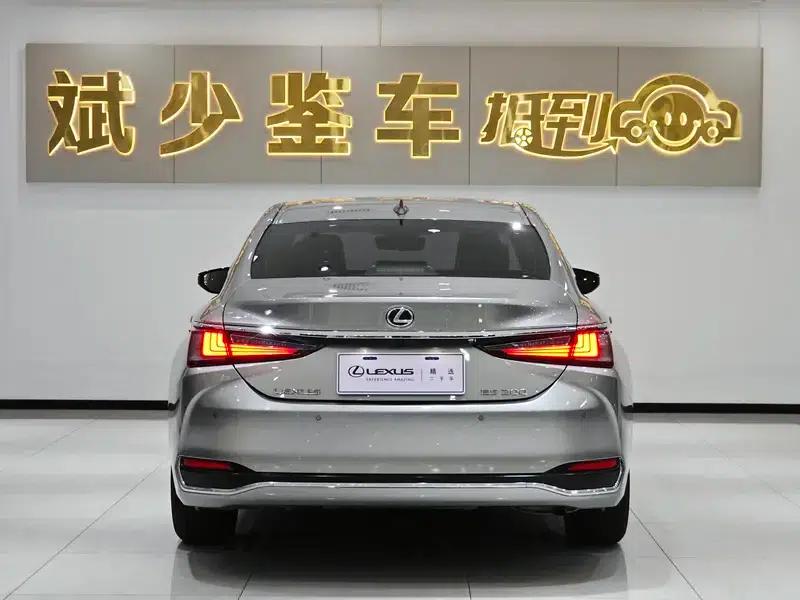 Lexus ES 2022 200 Premium Edition — миниатюра 5