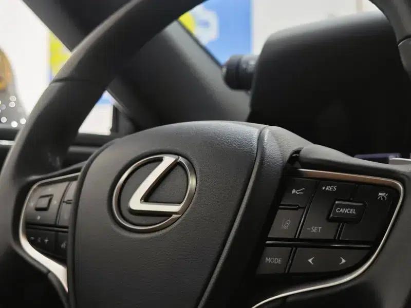 Lexus ES 2022 200 Premium Edition — миниатюра 8