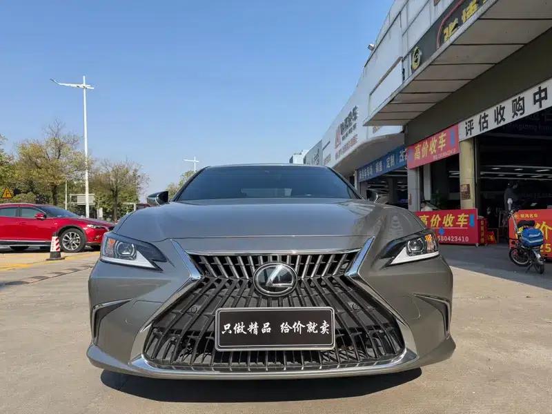 Lexus ES 2022 200 Premium Edition — миниатюра 2