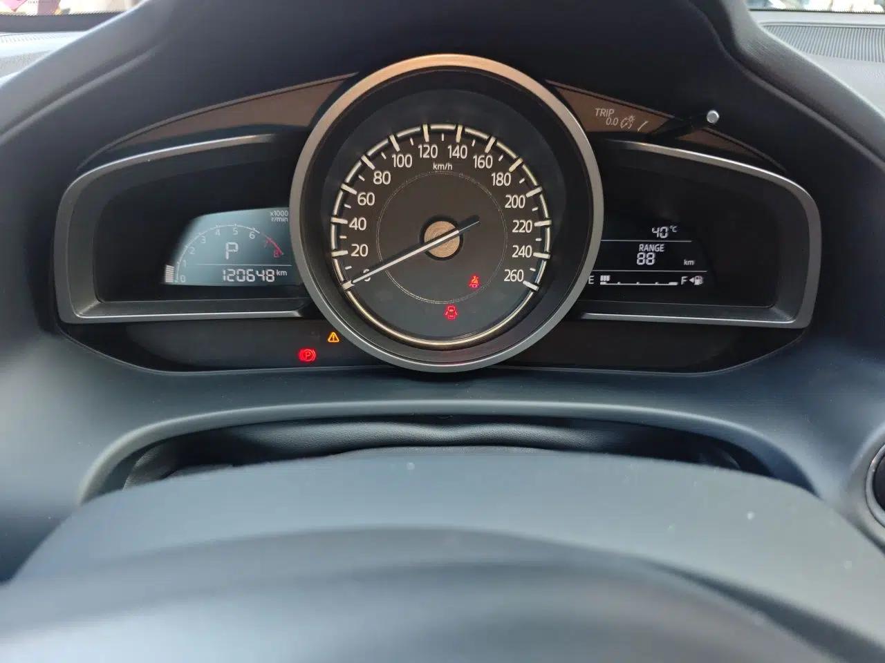 Mazda CX-4 2018 2.0L Automatic Two-Wheel Drive Blue Sky Luxury Edition — миниатюра 11