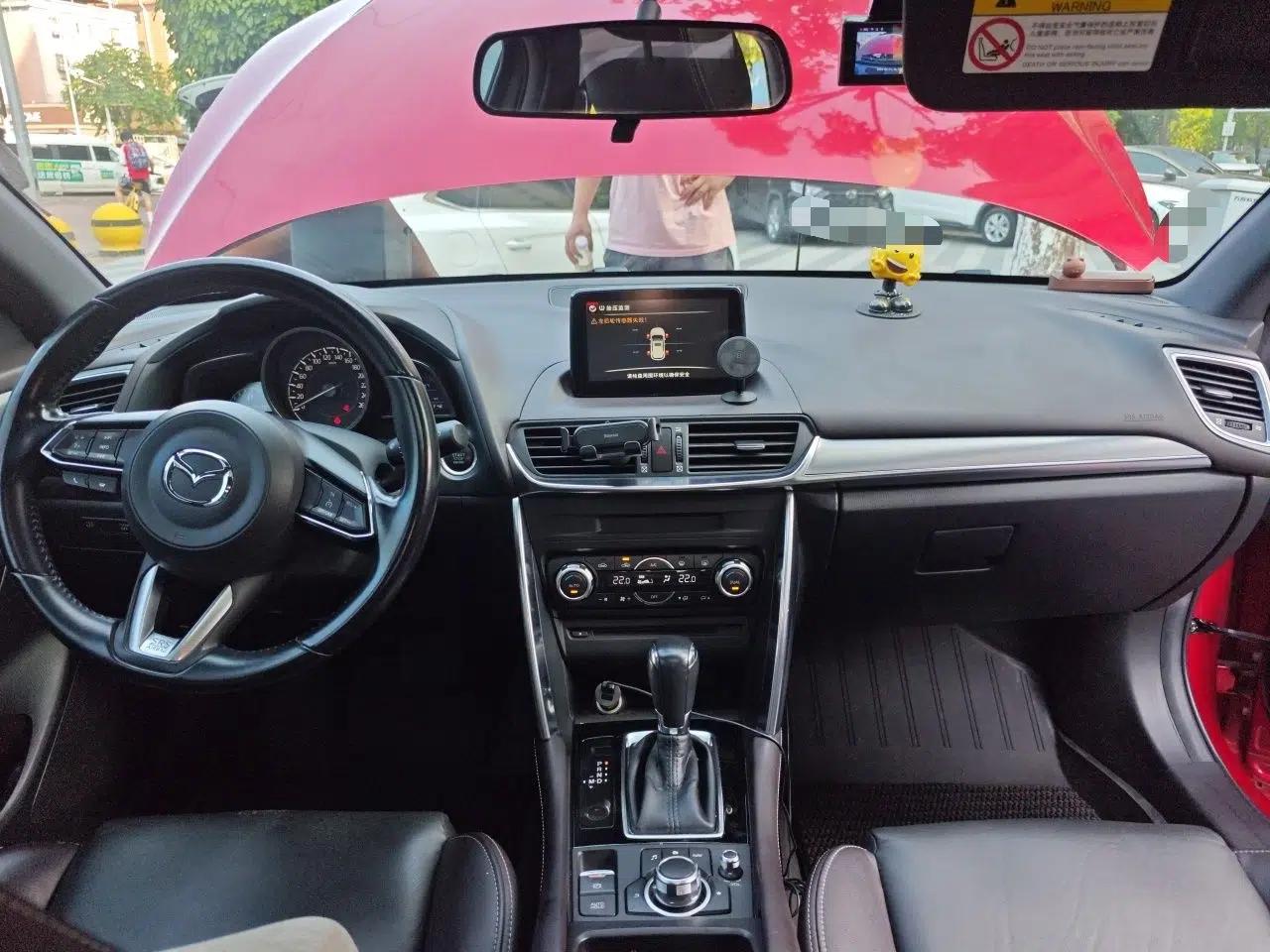 Mazda CX-4 2018 2.0L Automatic Two-Wheel Drive Blue Sky Luxury Edition — миниатюра 9