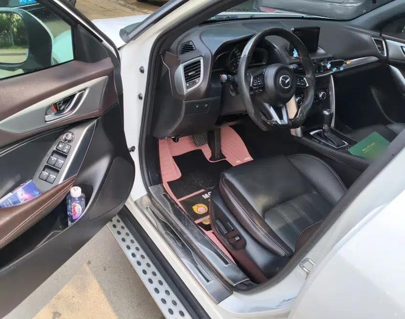 Mazda CX-4 2018 2.5L Automatic 4x4 Skyactiv GT Sport Edition China V Standard — миниатюра 15