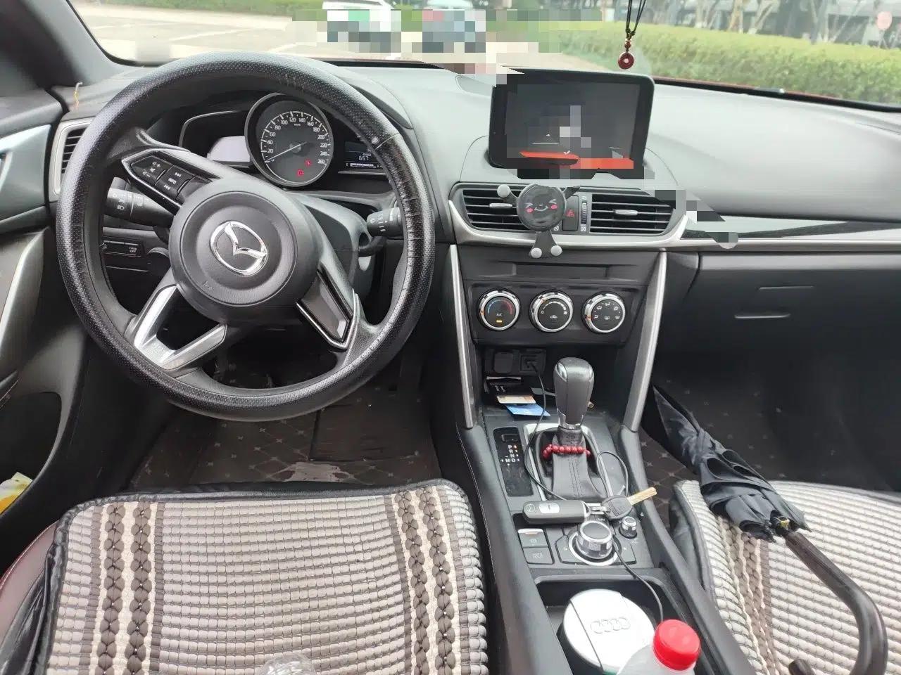 Mazda CX-4 2018 2.0L Automatic Two-Wheel Drive Blue Sky Luxury Edition — миниатюра 9