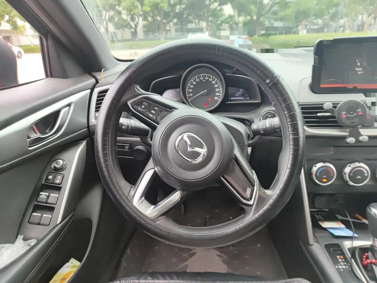Mazda CX-4 2018 2.0L Automatic Two-Wheel Drive Blue Sky Luxury Edition — миниатюра 10