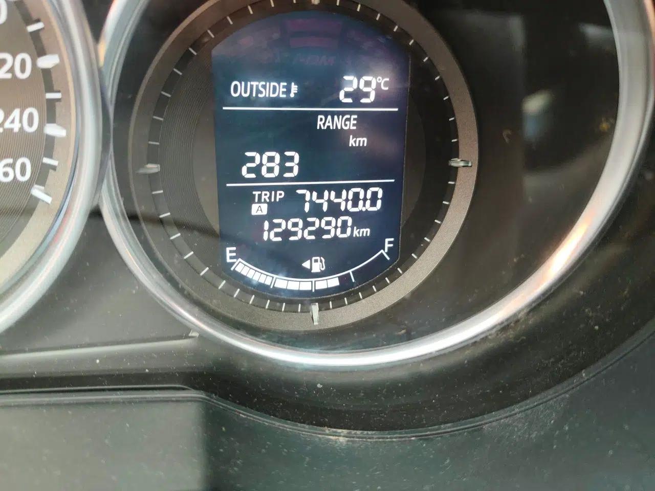 Mazda Atenza 2015 2.5L Blue Sky Sport Edition — миниатюра 12