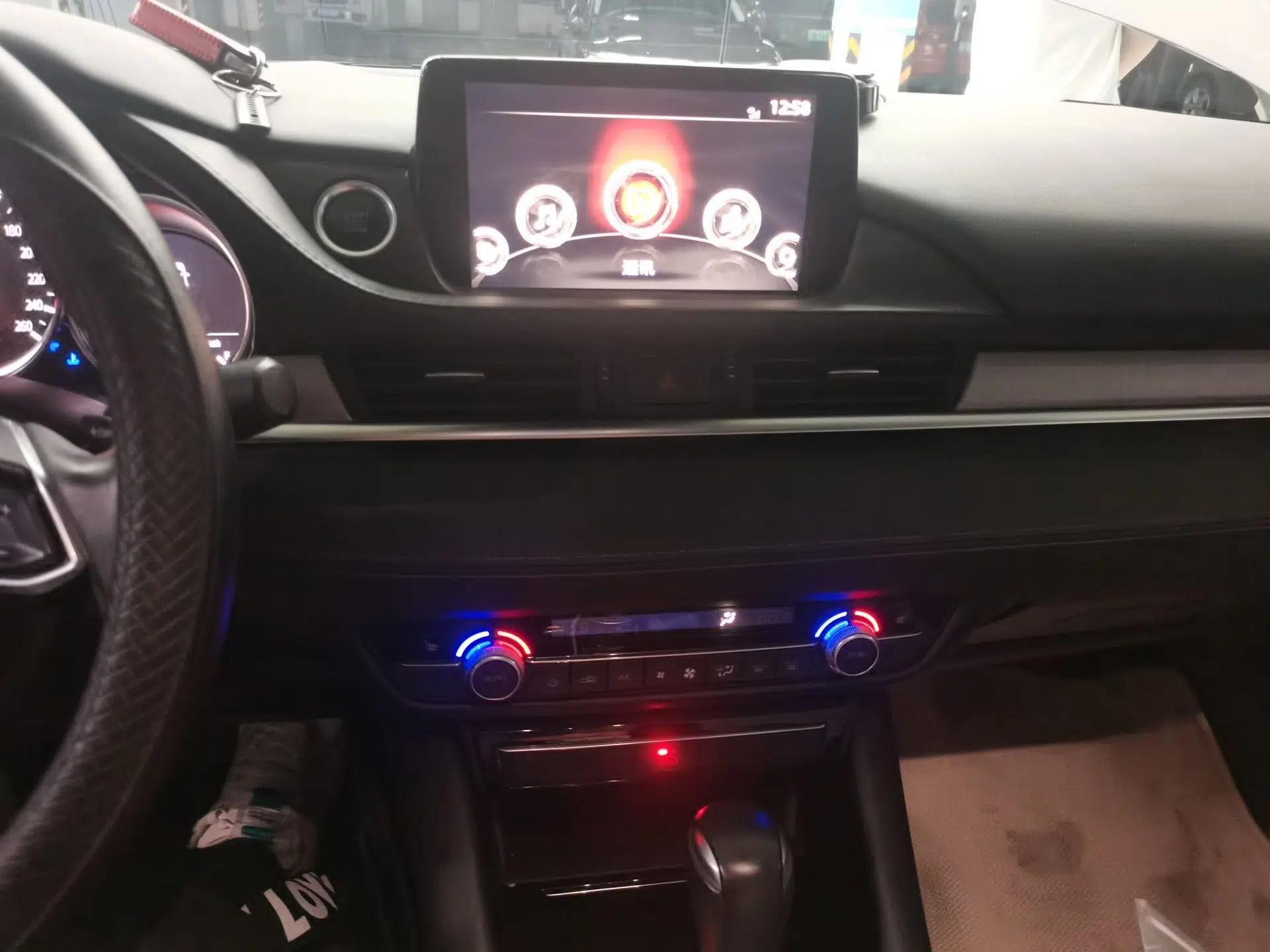 Mazda Atenza 2020 2.5L Skyline Sport Edition — миниатюра 13