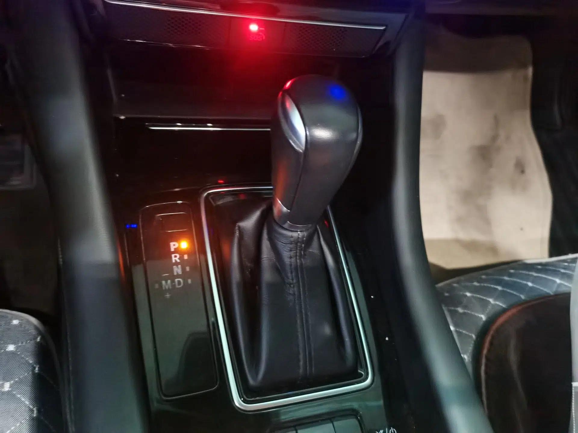 Mazda Atenza 2020 2.5L Skyline Sport Edition — миниатюра 14