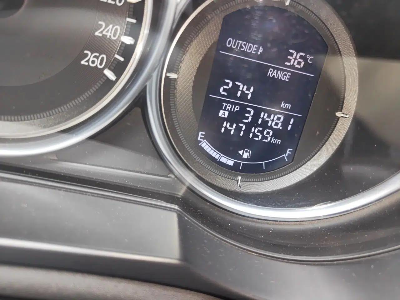 Mazda Atenza 2017 2.0L Blue Sky Luxury Edition — миниатюра 12