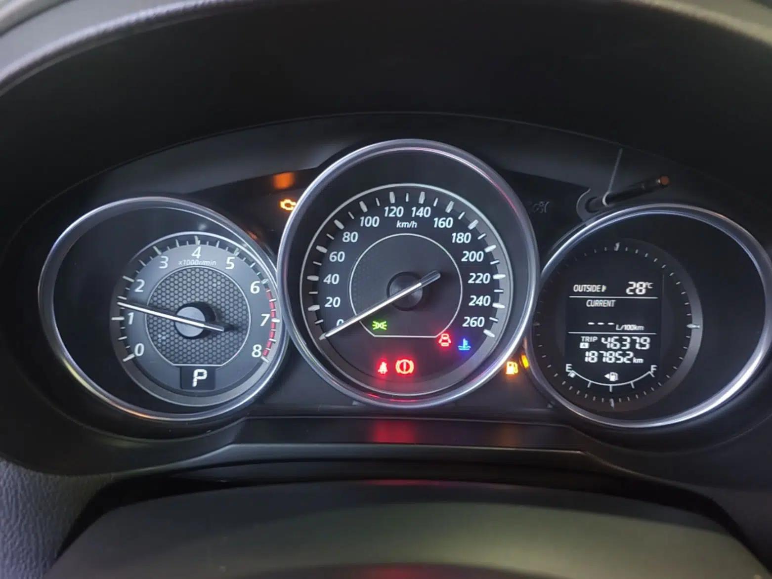 Mazda Atenza 2014 2.5L Blue Sky Prestige Edition — миниатюра 19