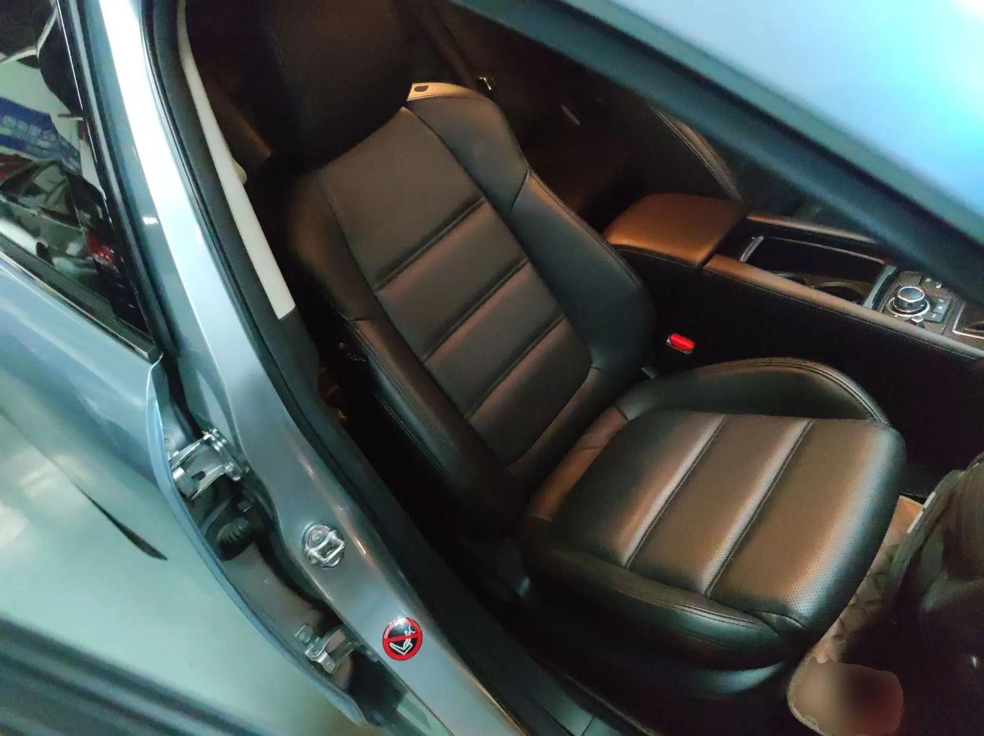 Mazda Atenza 2018 2.0L Blue Sky Luxury Edition China V Standard — миниатюра 19