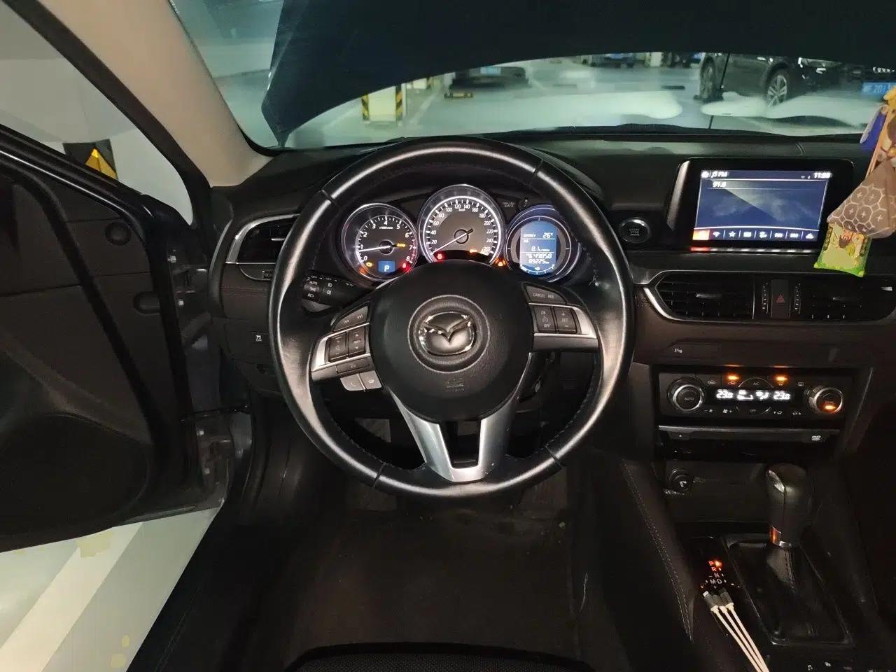 Mazda Atenza 2017 2.0L Blue Sky Luxury Edition — миниатюра 10