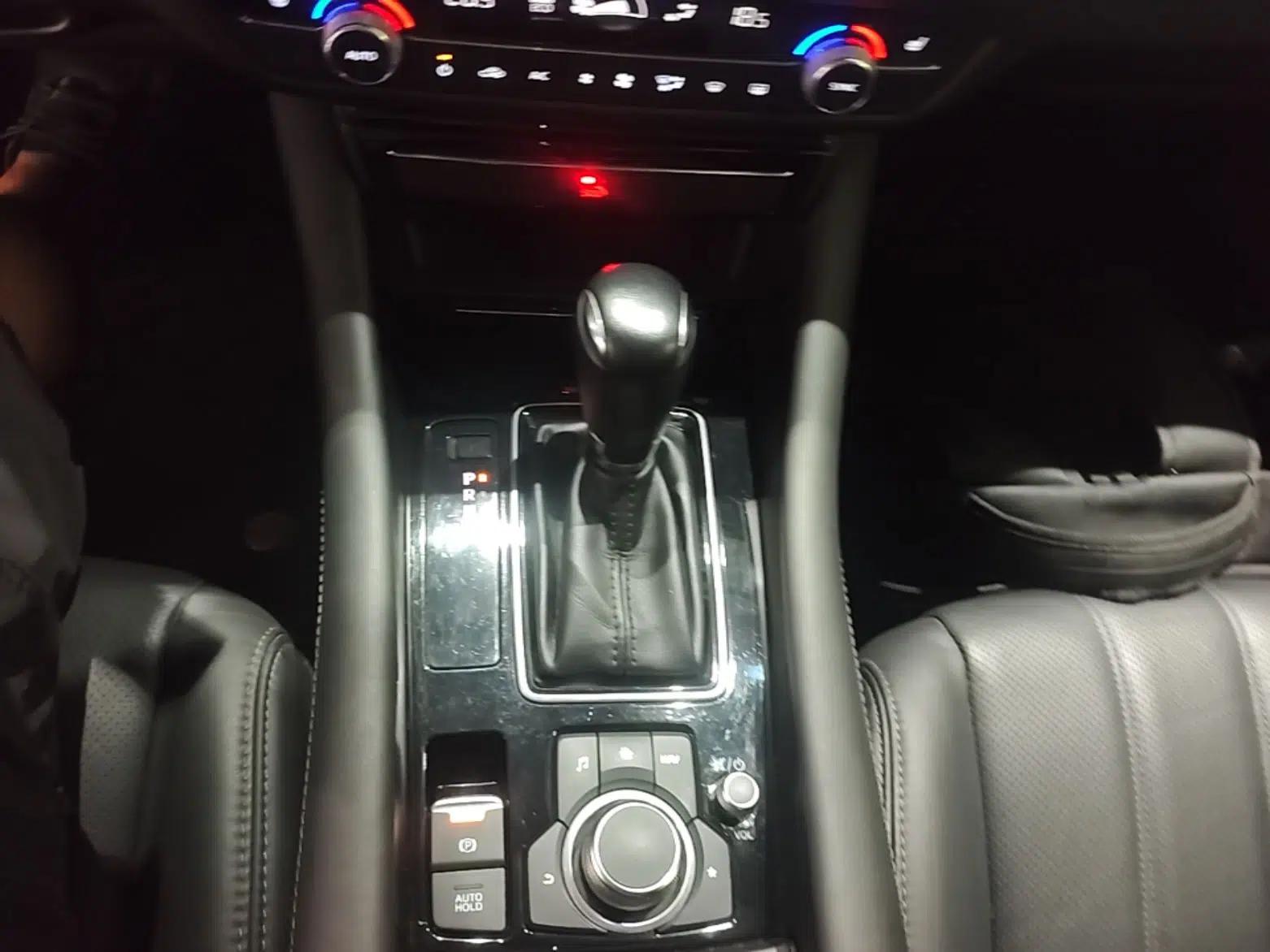 Mazda Atenza 2021 2.5L Sky Blue Sport Edition — миниатюра 21