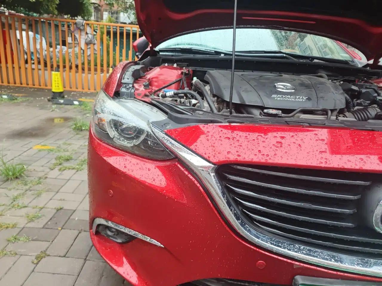 Mazda Atenza 2017 2.0L Blue Sky Luxury Edition — миниатюра 7