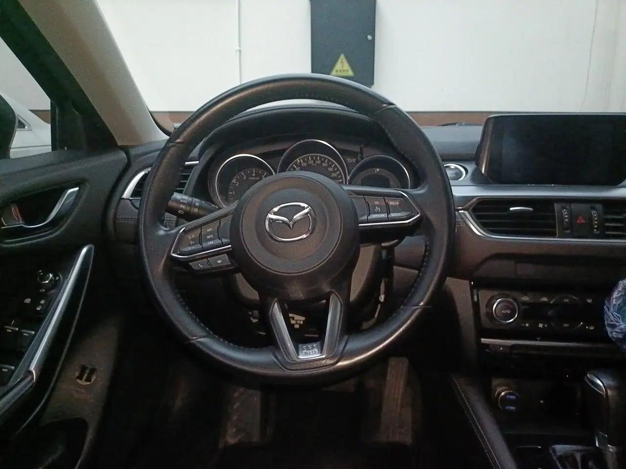 Mazda Atenza 2018 2.0L Blue Sky Luxury Edition China V Standard — миниатюра 10