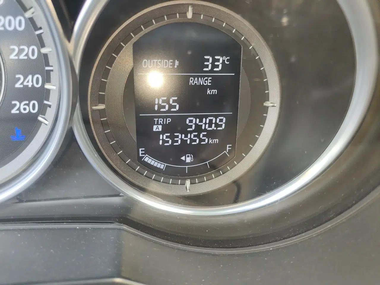 Mazda Atenza 2015 2.0L Blue Sky Fashion Edition — миниатюра 12