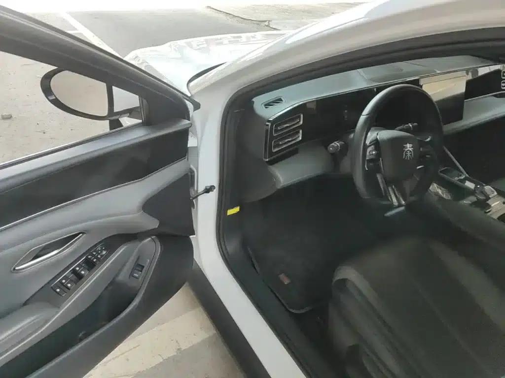 Qin L 2024 DM-i 80KM Leading Edition — миниатюра 16