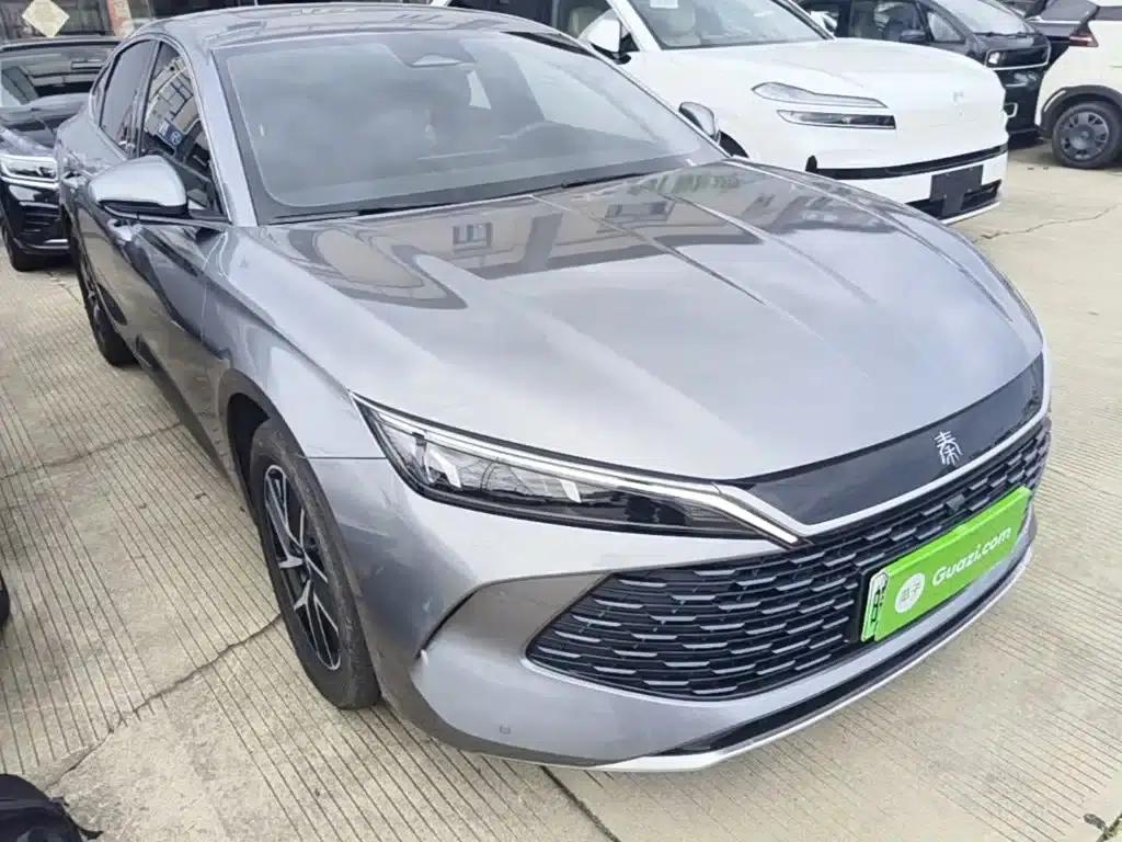 Qin L 2024 DM-i 120KM Super Edition — миниатюра 4