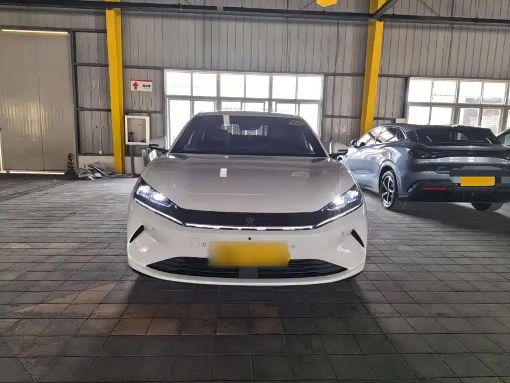 Qin L 2025 EV 545KM Super Edition — миниатюра 3
