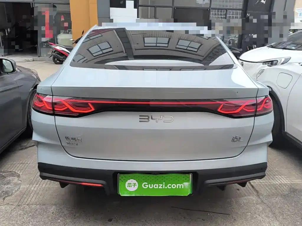Qin L 2024 DM-i 80KM Leading Edition — миниатюра 6