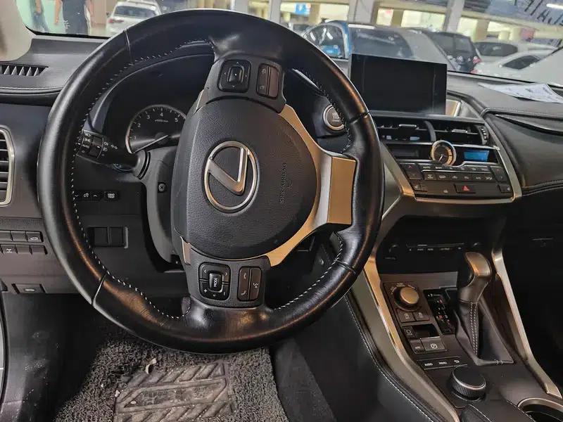 Lexus NX 2016 200 AWD Sport Edition — миниатюра 12