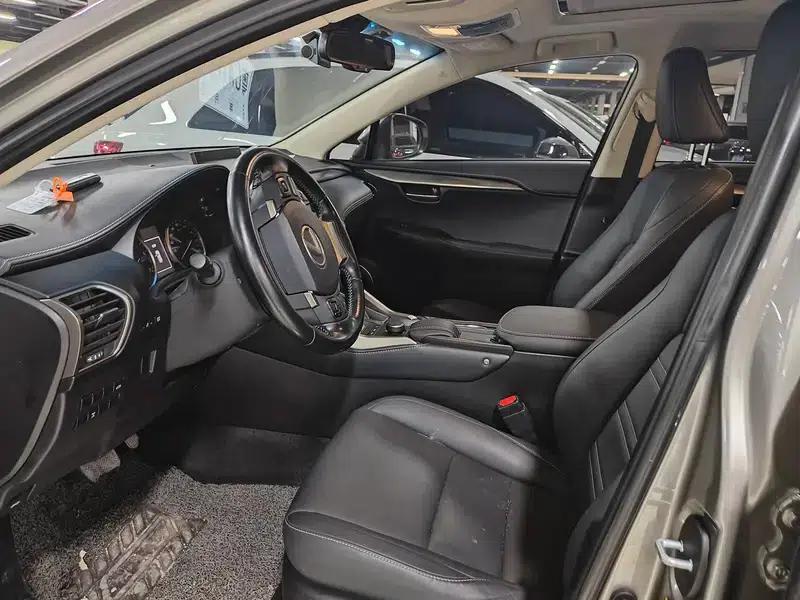 Lexus NX 2016 200 AWD Sport Edition — миниатюра 13