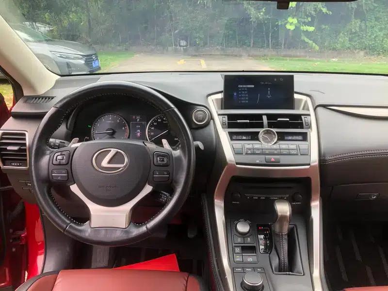 Lexus NX 2015 200t AWD Sport Edition — миниатюра 16