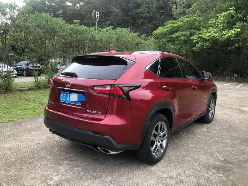 Lexus NX 2015 200t AWD Sport Edition — миниатюра 7