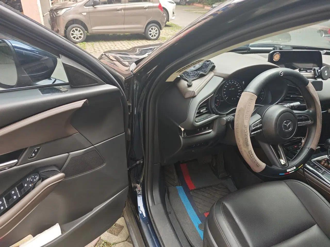 Mazda CX-30 2024 2.0L Automatic Joyful Edition — миниатюра 16