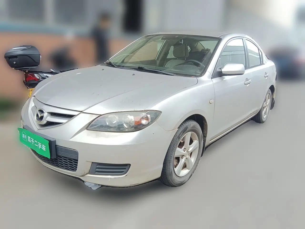 Mazda 3 2010 1.6L Manual Classic Stylish Version — миниатюра 1
