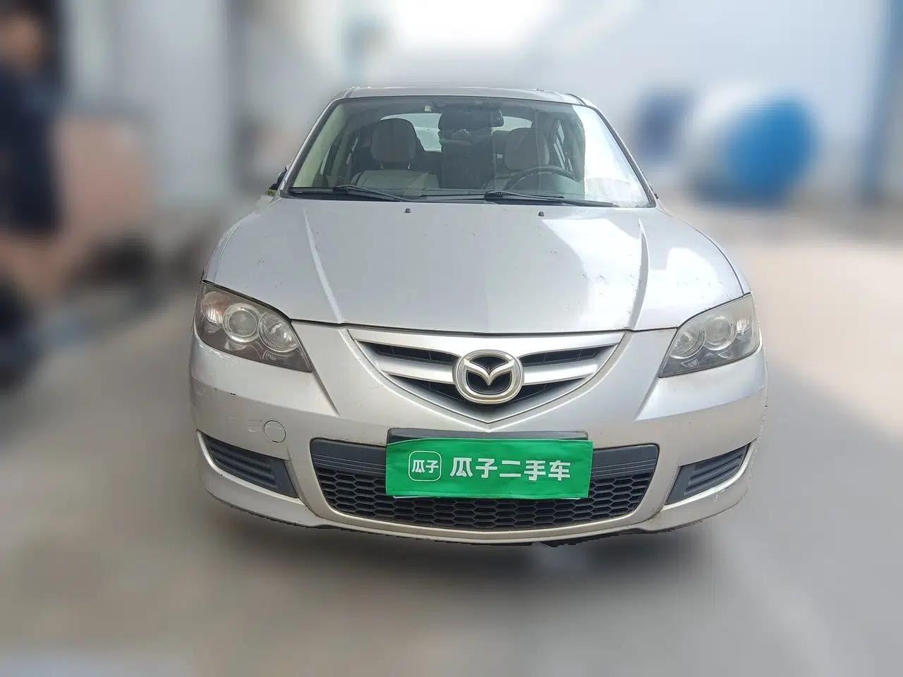 Mazda 3 2010 1.6L Manual Classic Stylish Version — миниатюра 2