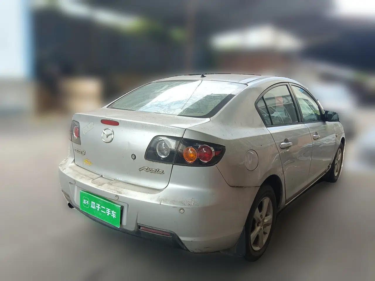 Mazda 3 2010 1.6L Manual Classic Stylish Version — миниатюра 6