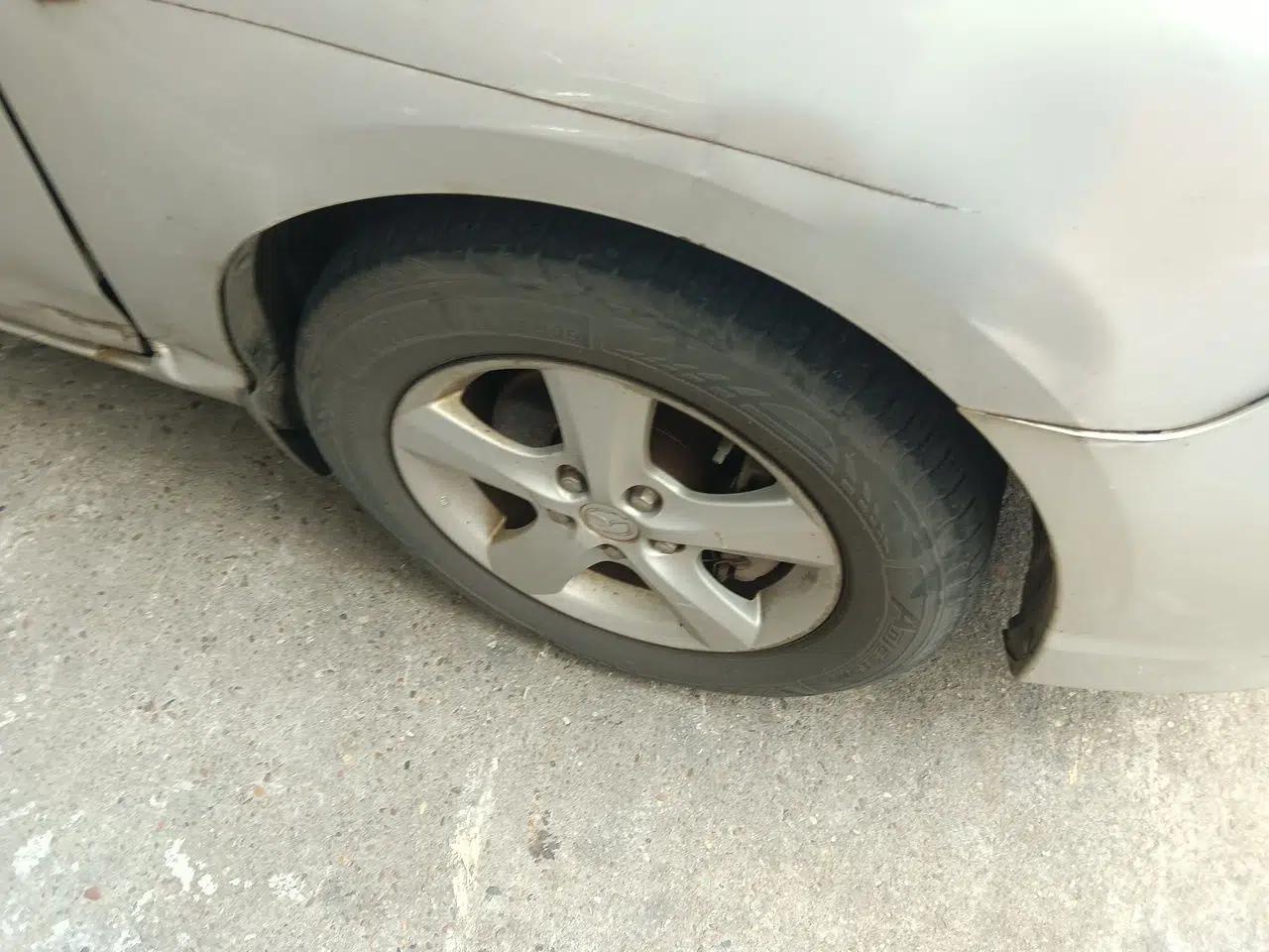 Mazda 3 2010 1.6L Manual Classic Stylish Version — миниатюра 8