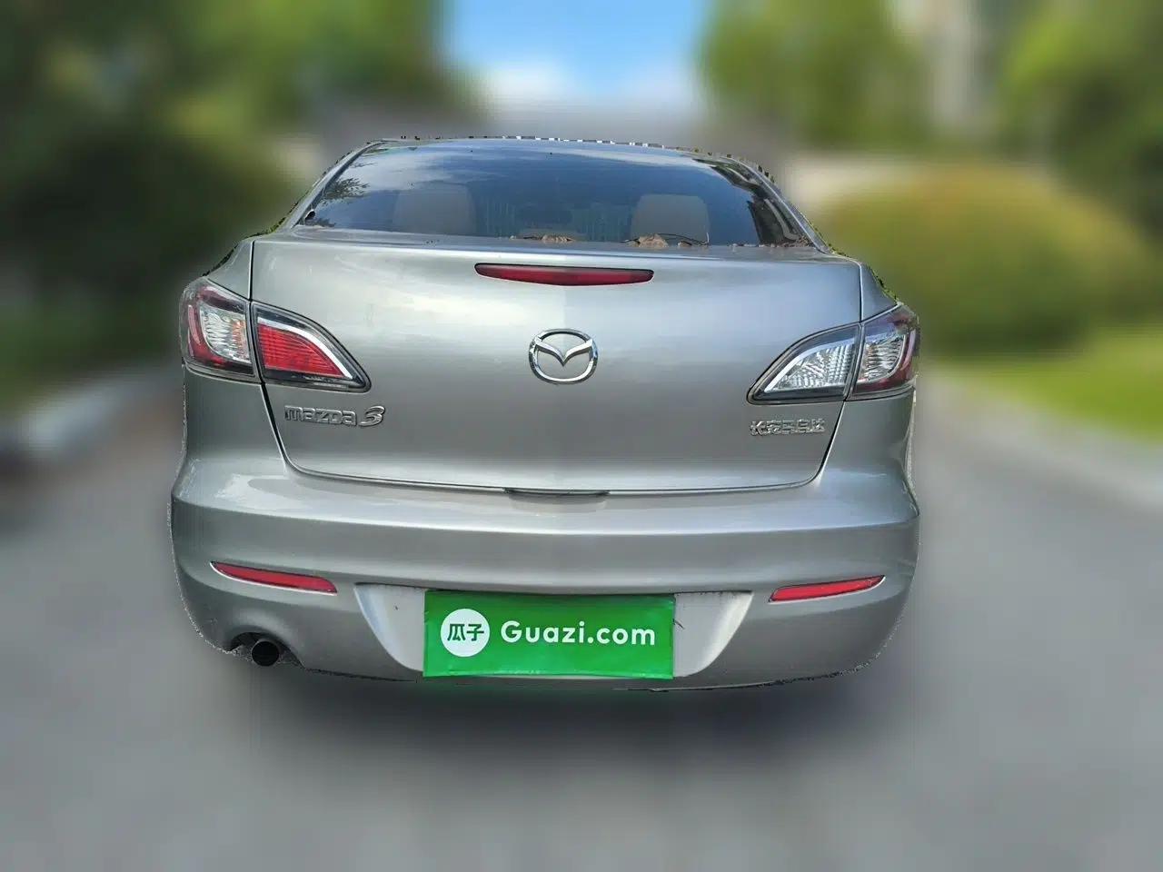 Mazda 3 2011 Sedan 1.6L Automatic Elite Model — миниатюра 5