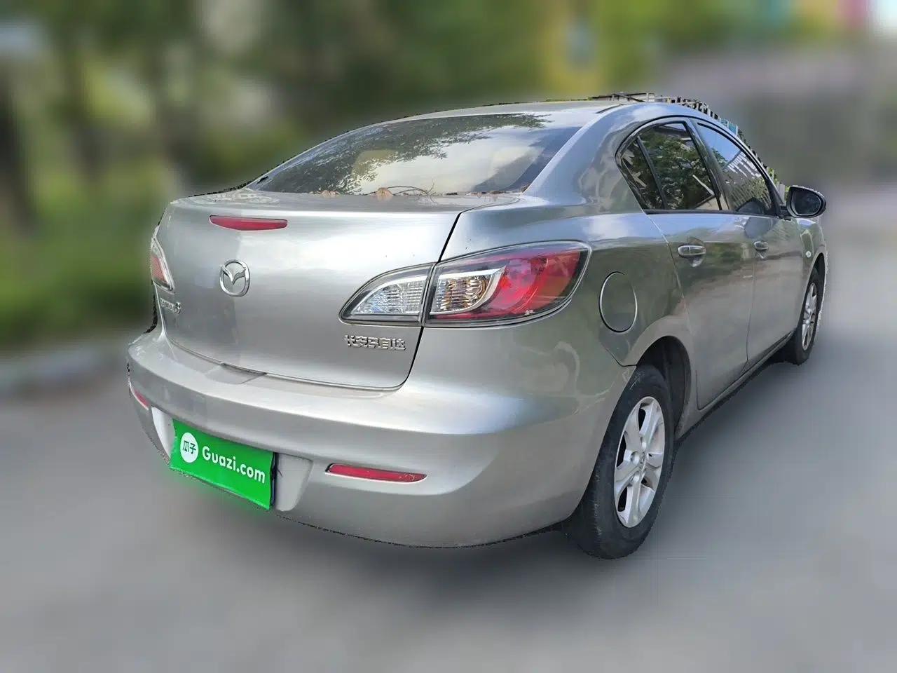 Mazda 3 2011 Sedan 1.6L Automatic Elite Model — миниатюра 6