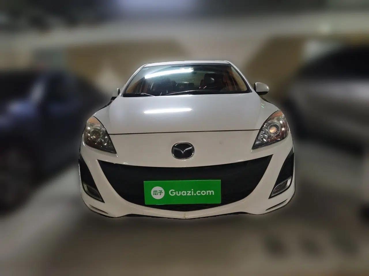 Mazda 3 2013 Sedan 1.6L Automatic Elite Model — миниатюра 2