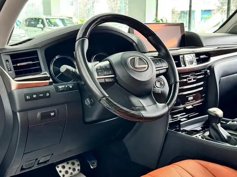 Lexus LX 2019 570 Pinnacle Edition — миниатюра 7