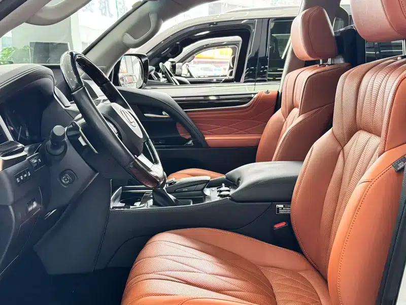Lexus LX 2019 570 Pinnacle Edition — миниатюра 8