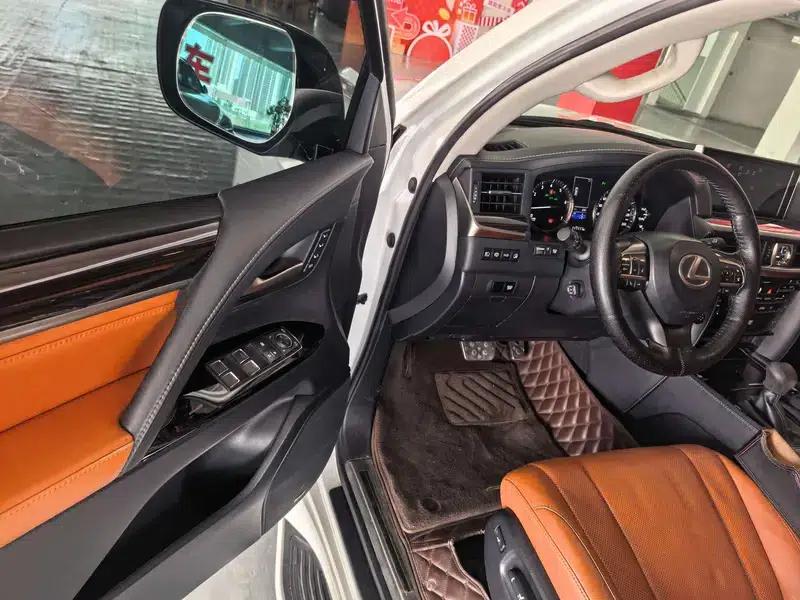 Lexus LX 2019 570 Premium Luxury Edition — миниатюра 7