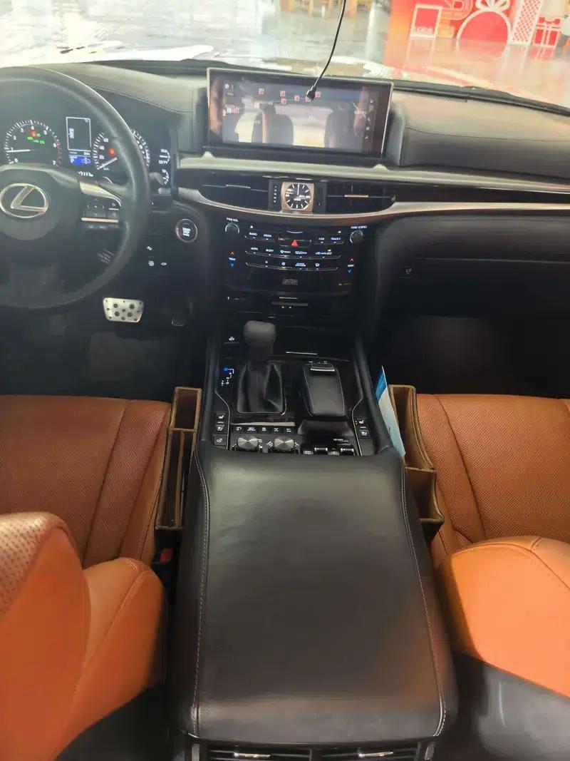Lexus LX 2019 570 Premium Luxury Edition — миниатюра 8